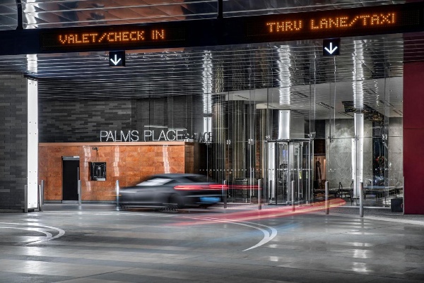 Palms Place Hotel and Spa Main image